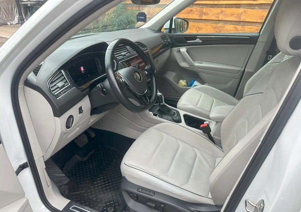 Volkswagen Tiguan Allspace cena 99000 przebieg: 92000, rok produkcji 2019 z Wieliczka małe 46